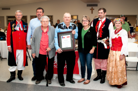 Daniel Cendalski receiving 2018 PACT award for Lifetime Achievement.
